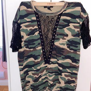 Forever 21 Camo + Lace Top || Camo Green